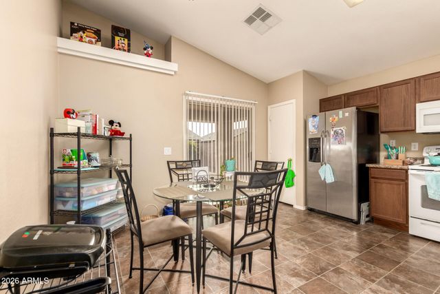 37049 W BELLO Lane, Maricopa, AZ 85138