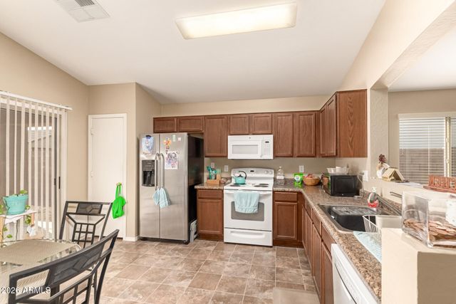 37049 W BELLO Lane, Maricopa, AZ 85138