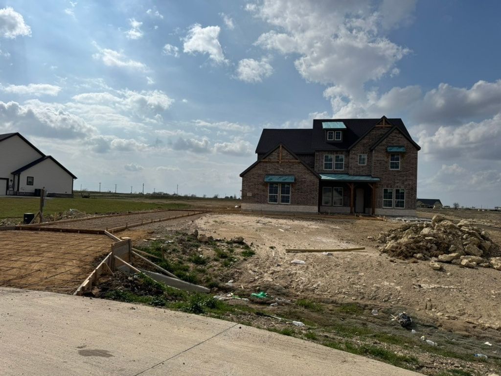 2209 Continent Court, Krum, TX 76249