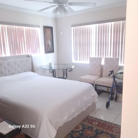 155 LAKE MERYL Drive, West Palm Beach, FL 33411