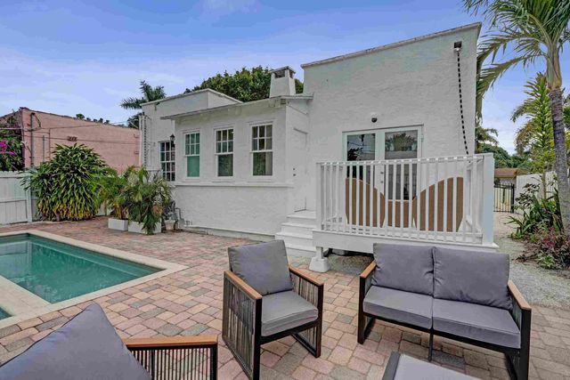 435 35th Street, West Palm Beach, FL 33407