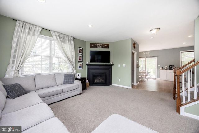 2752 FYNAMORE LN, Downingtown, PA 19335