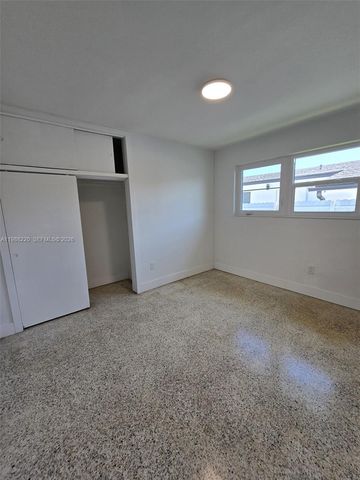 3245 SW 88th Ct 0, Miami, FL 33165