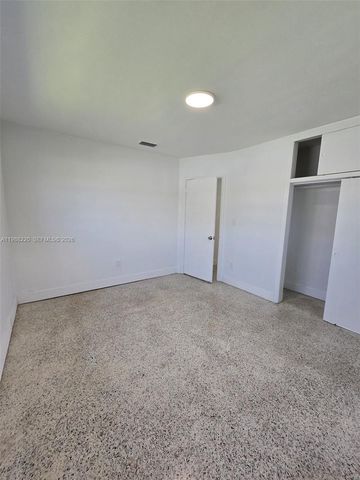 3245 SW 88th Ct 0, Miami, FL 33165