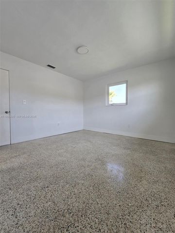 3245 SW 88th Ct 0, Miami, FL 33165