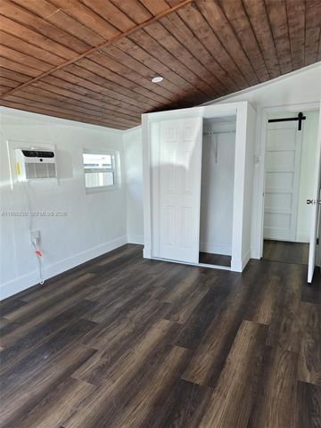 3245 SW 88th Ct 0, Miami, FL 33165