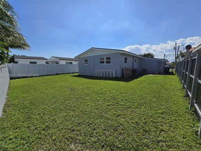 3245 SW 88th Ct 0, Miami, FL 33165