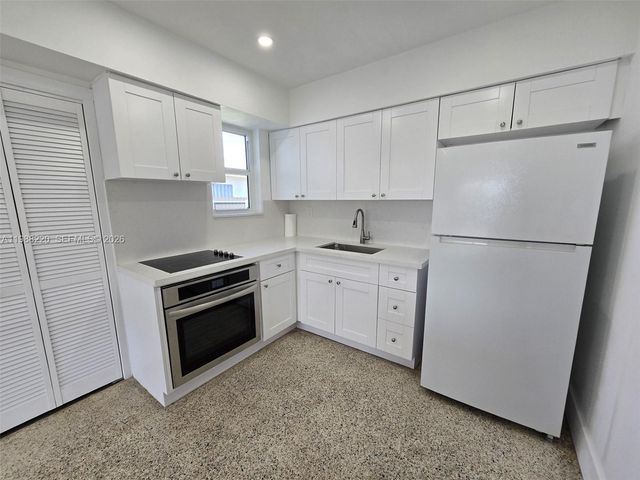 3245 SW 88th Ct 0, Miami, FL 33165