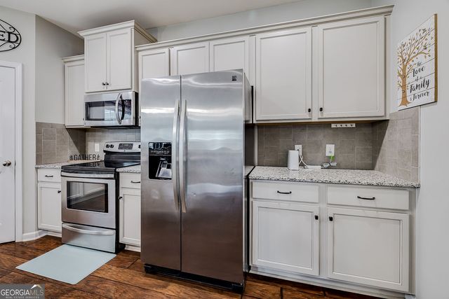 17 Telford Street, Savannah, GA 31407