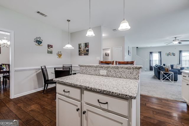 17 Telford Street, Savannah, GA 31407