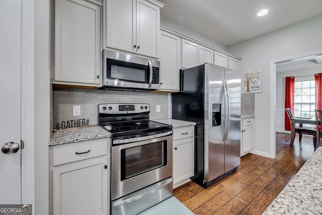 17 Telford Street, Savannah, GA 31407