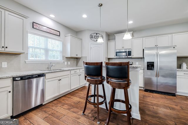 17 Telford Street, Savannah, GA 31407