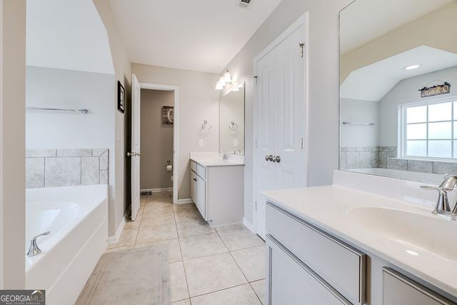 17 Telford Street, Savannah, GA 31407