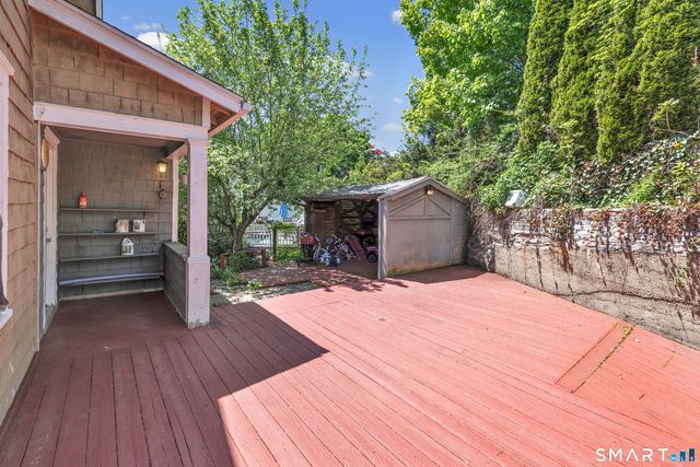 17 Reynolds Avenue, Stamford, CT 06905