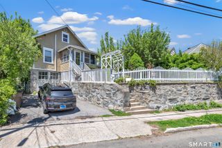 17 Reynolds Avenue, Stamford, CT 06905