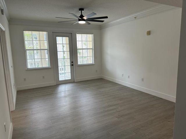 275 Murcia Drive 208, Jupiter, FL 33458