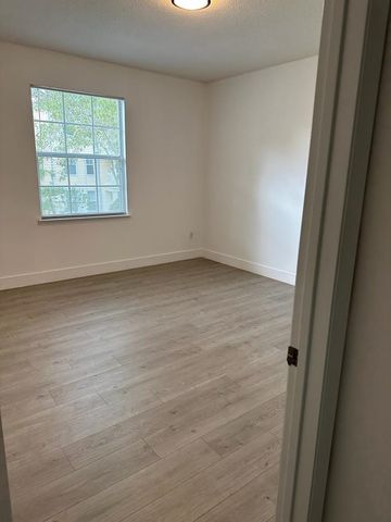 275 Murcia Drive 208, Jupiter, FL 33458