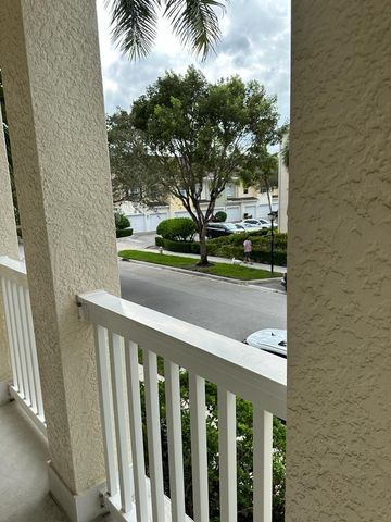 275 Murcia Drive 208, Jupiter, FL 33458