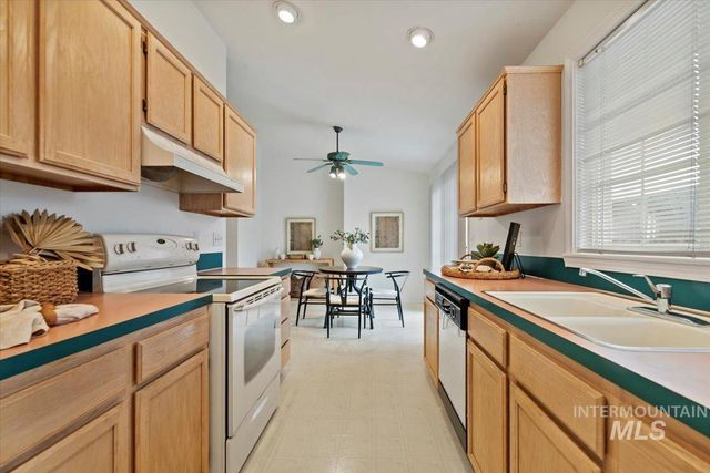 698 S Malaga Ln, Boise, ID 83709