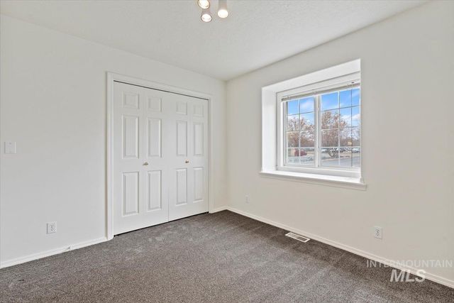 698 S Malaga Ln, Boise, ID 83709