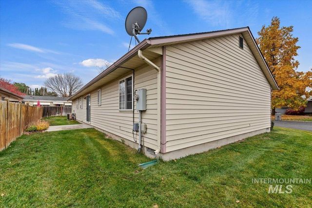 698 S Malaga Ln, Boise, ID 83709