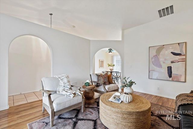 698 S Malaga Ln, Boise, ID 83709