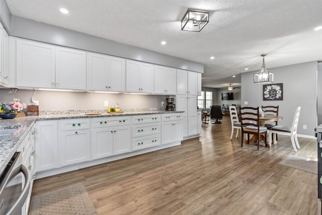 6422 The Day Ridge Road, Whitley City, KY 42653