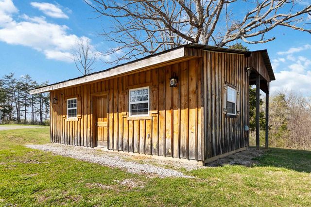 6422 The Day Ridge Road, Whitley City, KY 42653