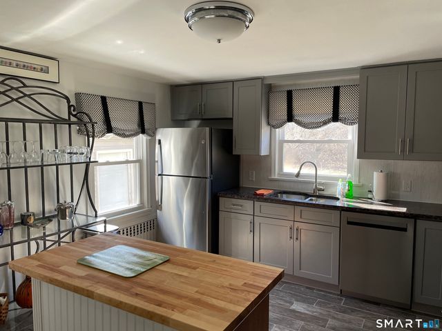 1347 Hall Boulevard, Bloomfield, CT 06002