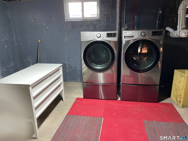 1347 Hall Boulevard, Bloomfield, CT 06002