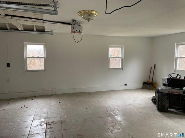 1347 Hall Boulevard, Bloomfield, CT 06002