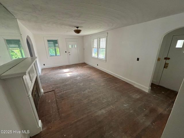 916 Southern Avenue, Elizabeth City, NC 27909