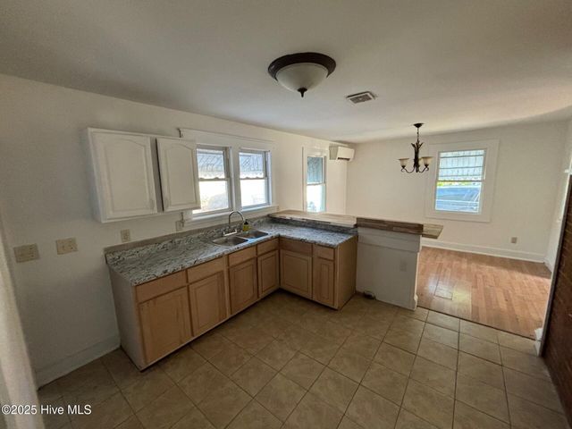 916 Southern Avenue, Elizabeth City, NC 27909