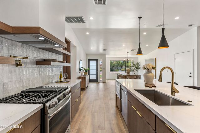 5414 N 82ND Street, Scottsdale, AZ 85250