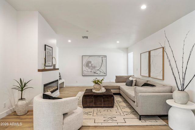 5414 N 82ND Street, Scottsdale, AZ 85250