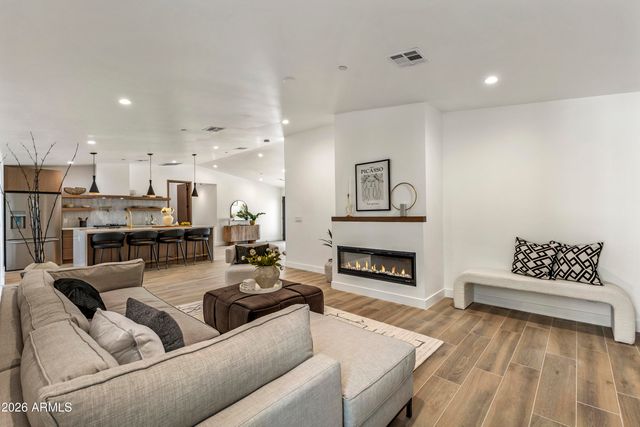5414 N 82ND Street, Scottsdale, AZ 85250