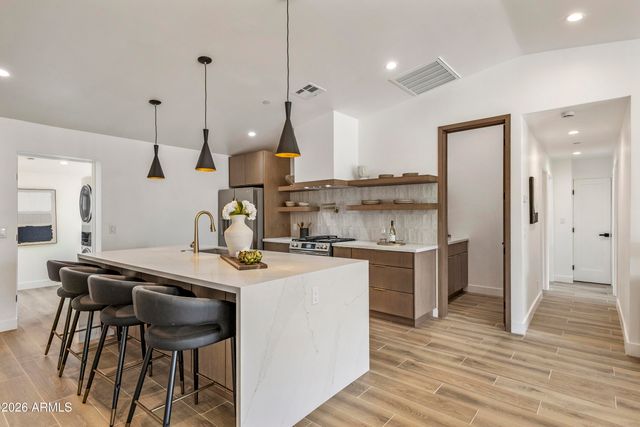 5414 N 82ND Street, Scottsdale, AZ 85250