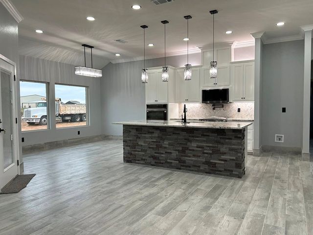 16125 Pura Vida Ave, Gardendale, TX 79758