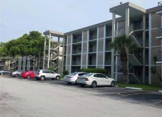 3001 NW 48th Avenue 244, Lauderdale Lakes, FL 33313