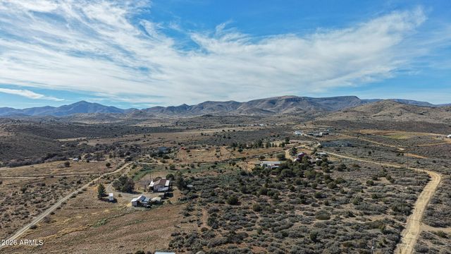 11401 S Hackberry Trail -, Mayer, AZ 86333