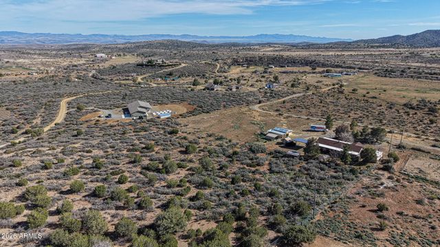 11401 S Hackberry Trail -, Mayer, AZ 86333
