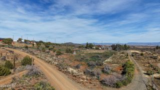 11401 S Hackberry Trail -, Mayer, AZ 86333