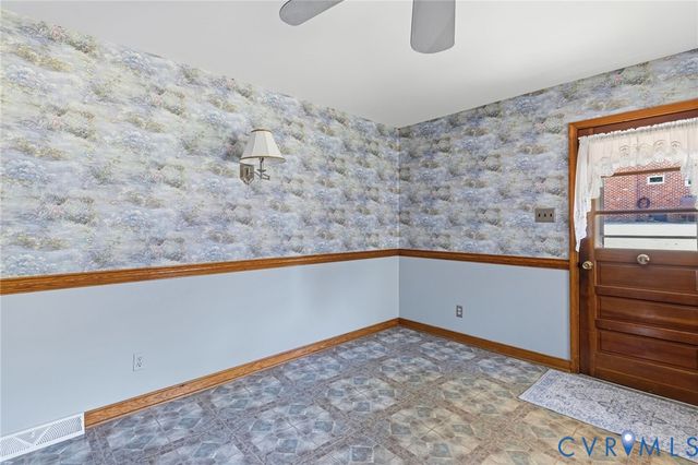5250 Claridge Dr, Chesterfield, VA 23832
