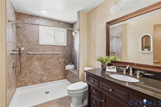 5250 Claridge Dr, Chesterfield, VA 23832