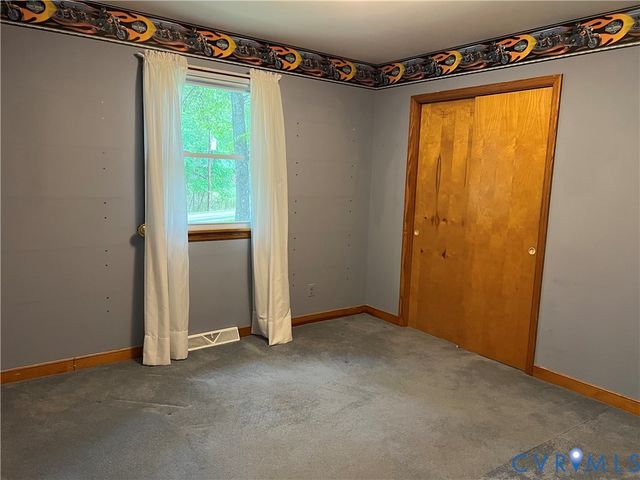 5250 Claridge Dr, Chesterfield, VA 23832