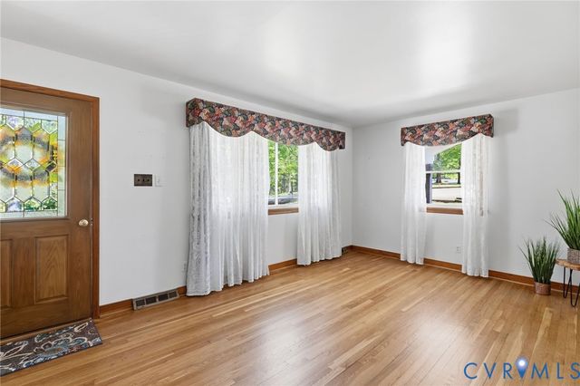 5250 Claridge Dr, Chesterfield, VA 23832