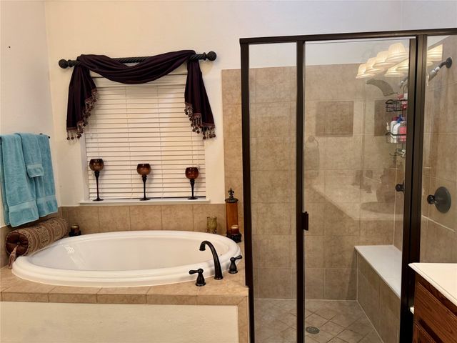 613 Buelwood Court, Desoto, TX 75115