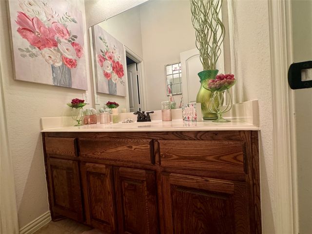 613 Buelwood Court, Desoto, TX 75115