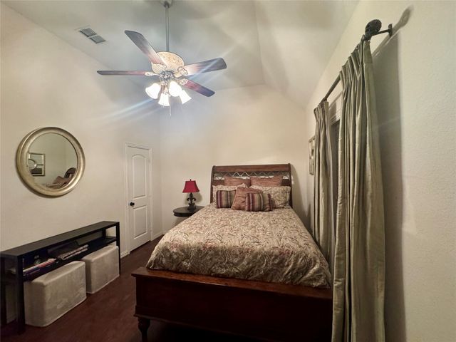 613 Buelwood Court, Desoto, TX 75115