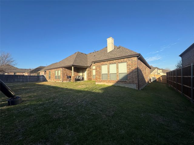613 Buelwood Court, Desoto, TX 75115